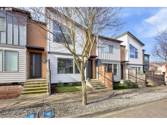 179 N 44TH Pl, Ridgefield, WA 98642