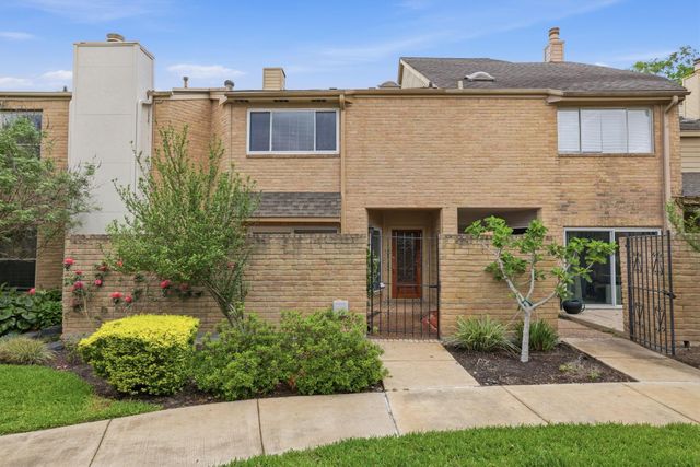 12625 Memorial Drive 16, Houston, TX 77024