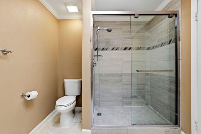 12625 Memorial Drive 16, Houston, TX 77024