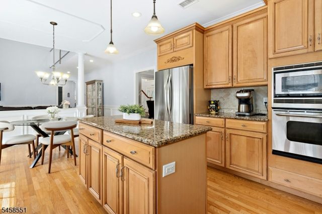165 BRIARHEATH LANE, Clark Twp., NJ 07066