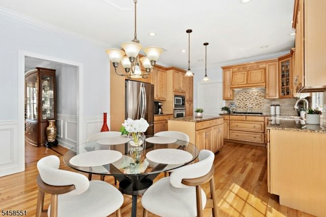 165 BRIARHEATH LANE, Clark Twp., NJ 07066