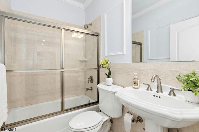 165 BRIARHEATH LANE, Clark Twp., NJ 07066