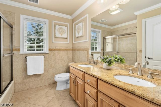 165 BRIARHEATH LANE, Clark Twp., NJ 07066