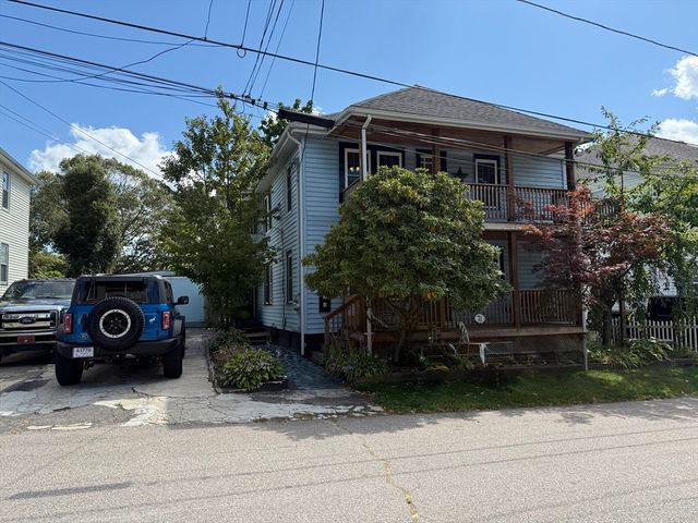 71 Jessie Ave 2, Attleboro, MA 02703