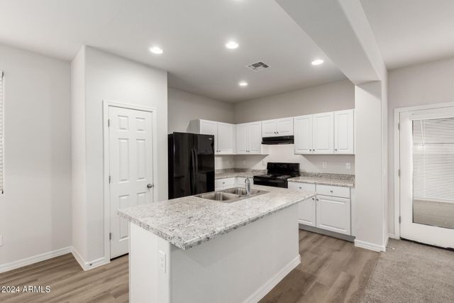 919 E AGUA FRIA Lane, Avondale, AZ 85323