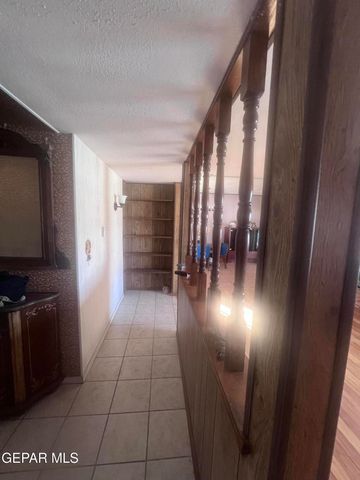 5017 MC CORMICK Lane, El Paso, TX 79924