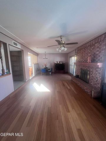 5017 MC CORMICK Lane, El Paso, TX 79924