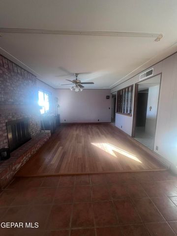 5017 MC CORMICK Lane, El Paso, TX 79924