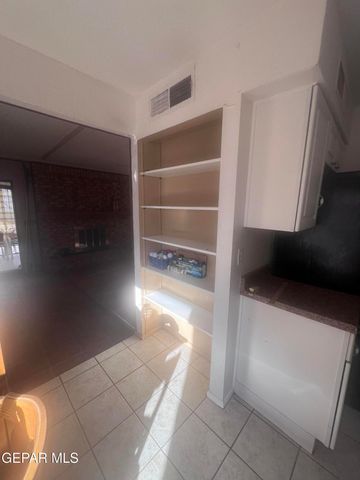 5017 MC CORMICK Lane, El Paso, TX 79924