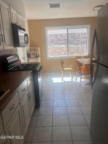 5017 MC CORMICK Lane, El Paso, TX 79924