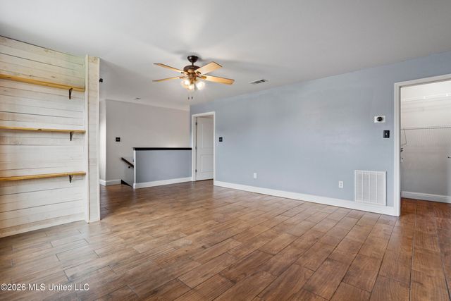 950 Old Towne Street, Gulfport, MS 39507