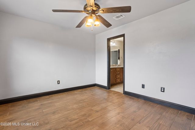 950 Old Towne Street, Gulfport, MS 39507