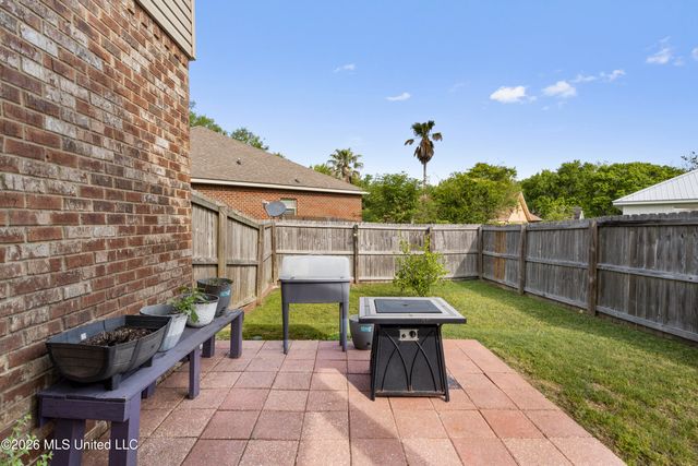 950 Old Towne Street, Gulfport, MS 39507