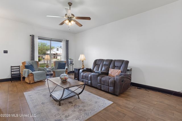 950 Old Towne Street, Gulfport, MS 39507