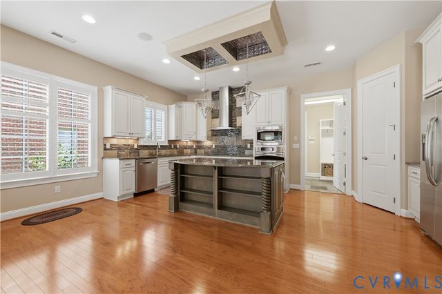 2384 Bel Crest Cir, Midlothian, VA 23113