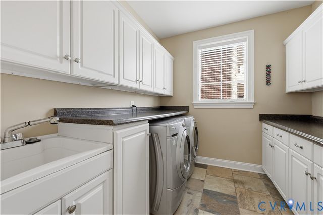 2384 Bel Crest Cir, Midlothian, VA 23113