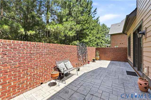 2384 Bel Crest Cir, Midlothian, VA 23113