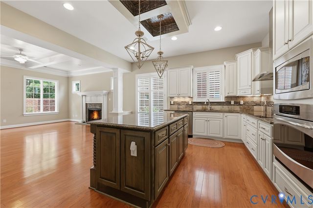 2384 Bel Crest Cir, Midlothian, VA 23113