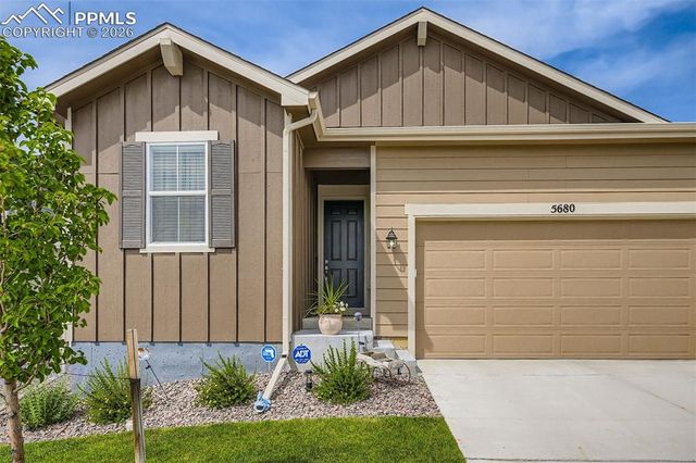 5680 Last Chance Drive, Colorado Springs, CO 80927