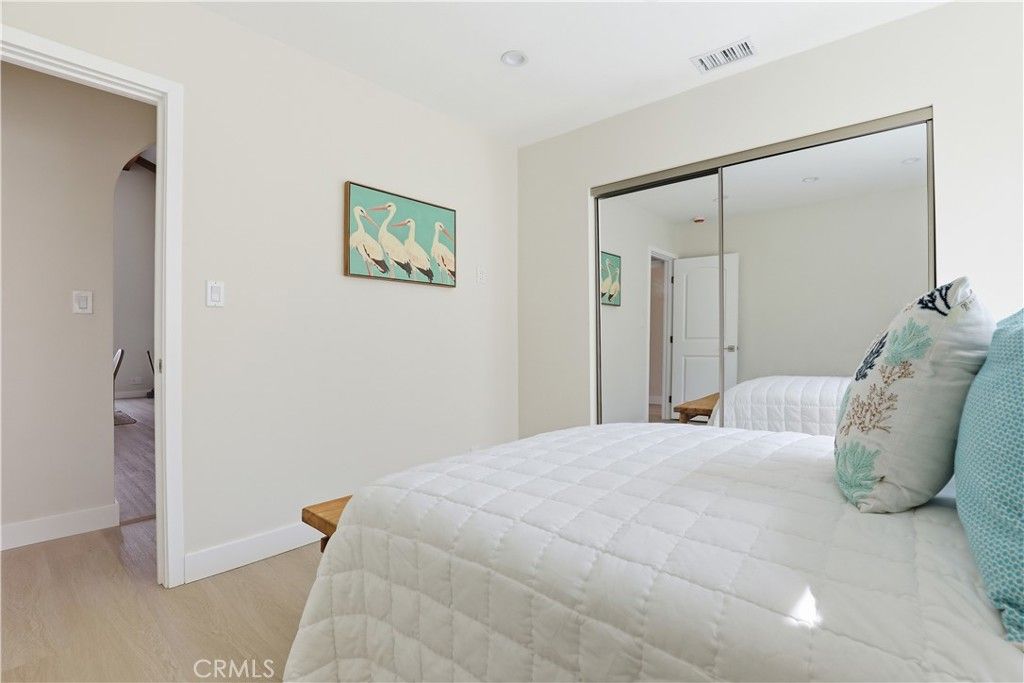 Image 38 of property listing at 6200 W 77th Street, Los Angeles, CA 90045