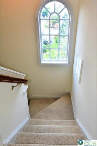 1600 Oakridge Lane, Hellertown Boro, PA 18055