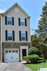 1600 Oakridge Lane, Hellertown Boro, PA 18055