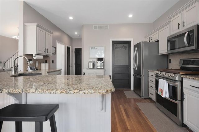 1321 N 158th Court, Basehor, KS 66007