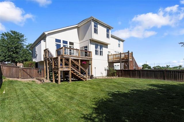 1321 N 158th Court, Basehor, KS 66007