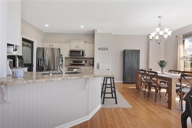 1321 N 158th Court, Basehor, KS 66007