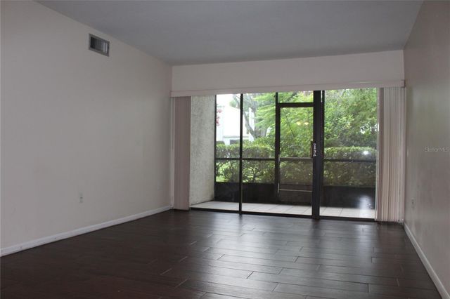 3294 S SEMORAN BOULEVARD 15, Orlando, FL 32822