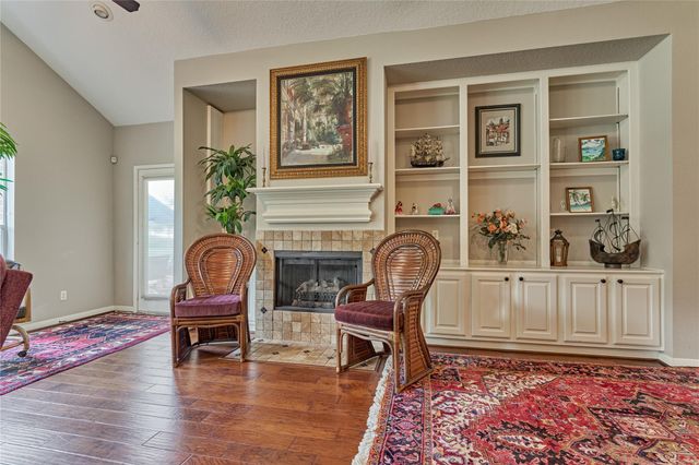 197 Monterrey Road E, Montgomery, TX 77356