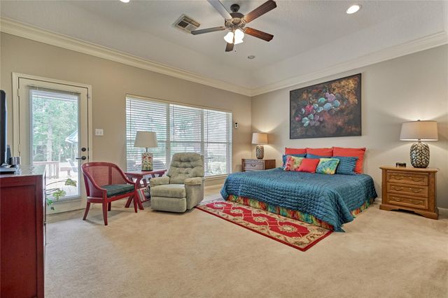 197 Monterrey Road E, Montgomery, TX 77356