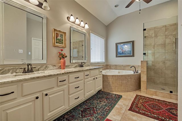 197 Monterrey Road E, Montgomery, TX 77356