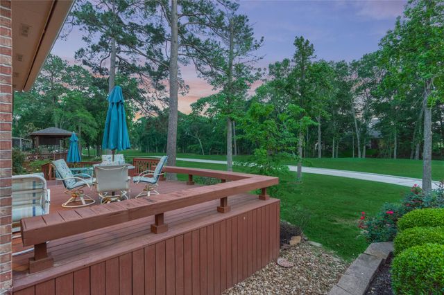 197 Monterrey Road E, Montgomery, TX 77356