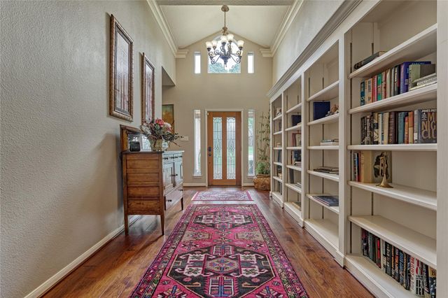 197 Monterrey Road E, Montgomery, TX 77356
