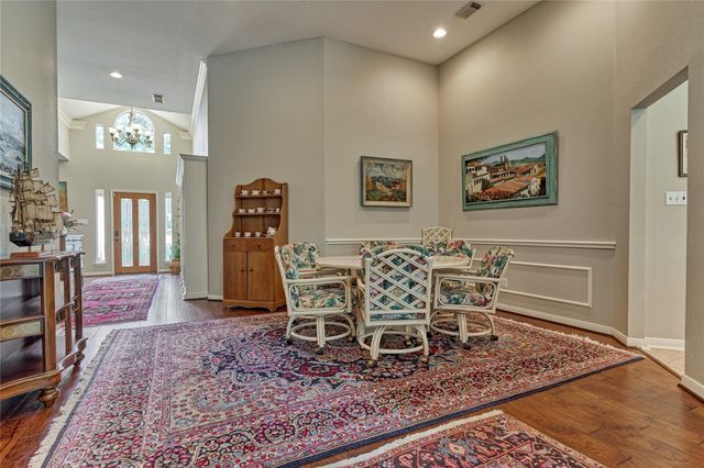 197 Monterrey Road E, Montgomery, TX 77356