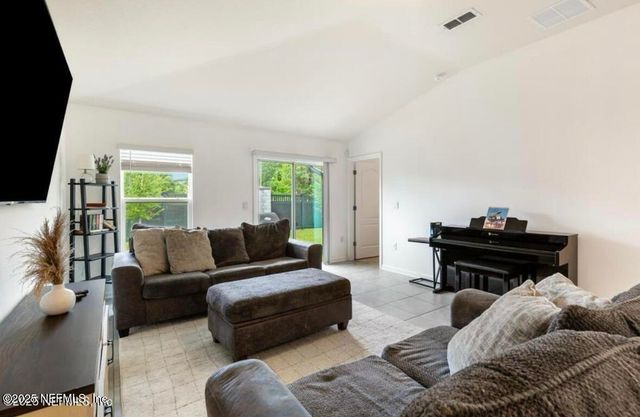 86857 IRON RAIL Court, Yulee, FL 32097