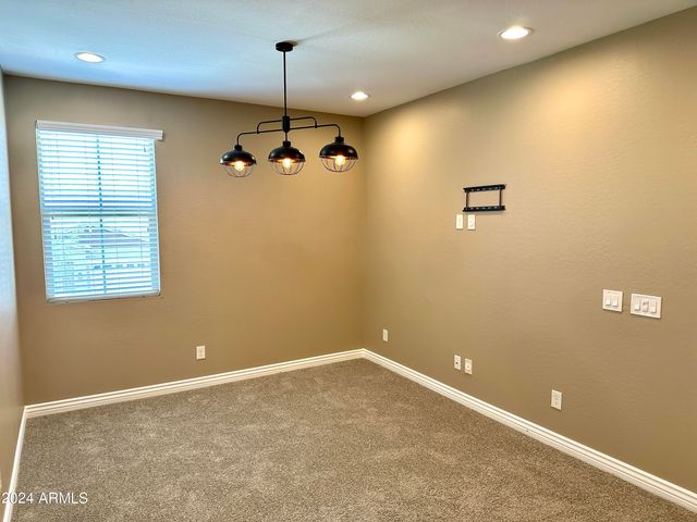 2930 E Sunland Avenue, Phoenix, AZ 85040