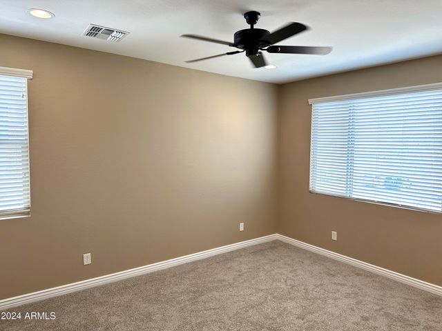 2930 E Sunland Avenue, Phoenix, AZ 85040