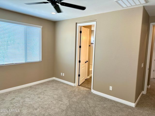 2930 E Sunland Avenue, Phoenix, AZ 85040