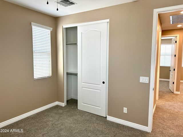 2930 E Sunland Avenue, Phoenix, AZ 85040