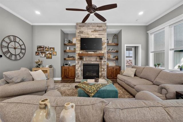 4705 NE Gateway Drive, Lee's Summit, MO 64064