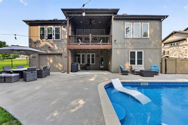 4705 NE Gateway Drive, Lee's Summit, MO 64064