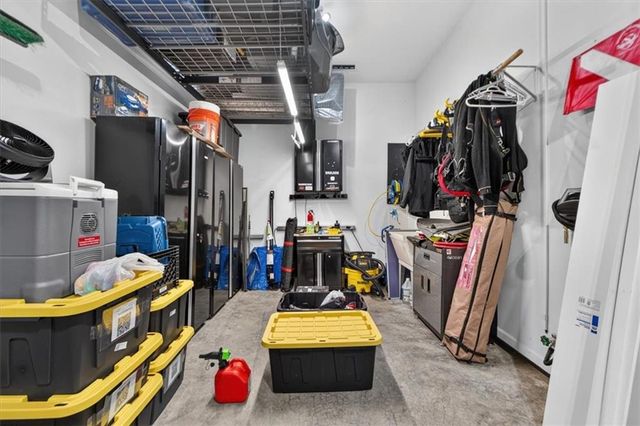 4705 NE Gateway Drive, Lee's Summit, MO 64064