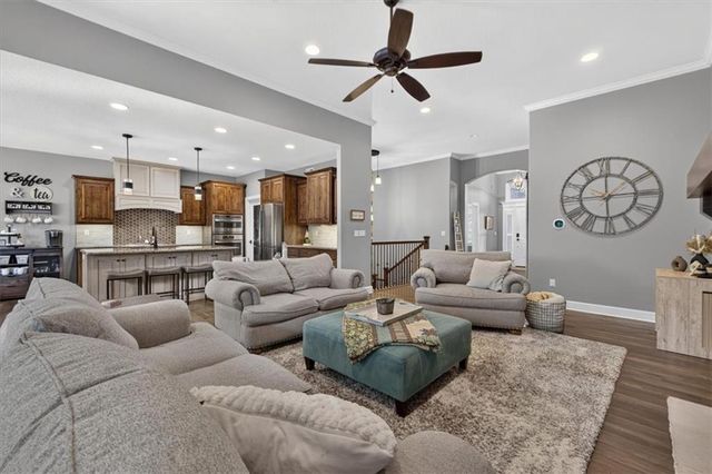 4705 NE Gateway Drive, Lee's Summit, MO 64064