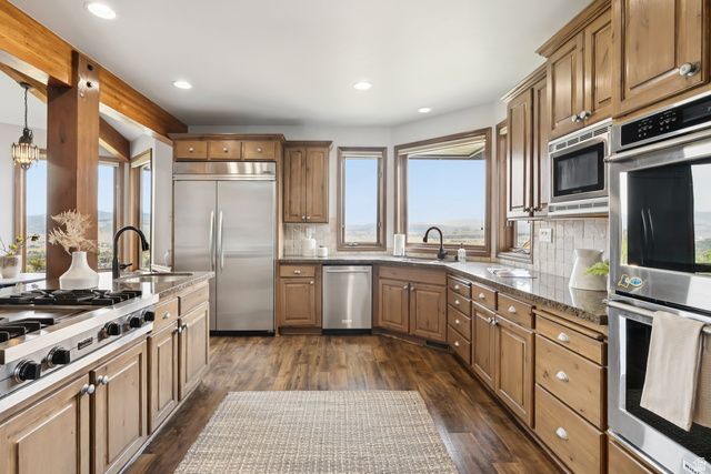 2044 MAHRE DR, Park City, UT 84098