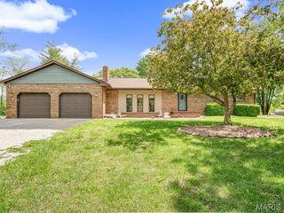 358 Prairietown Road, Dorsey, IL 62021