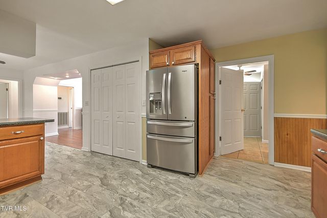 16008 Chantilly Way, Abingdon, VA 24210