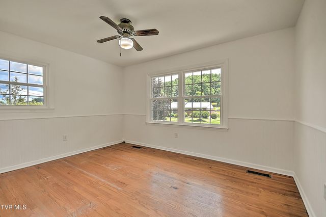 16008 Chantilly Way, Abingdon, VA 24210