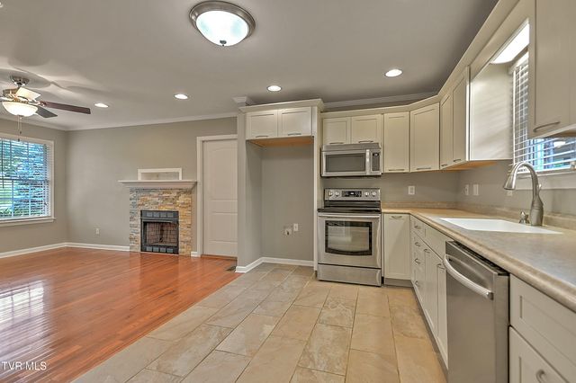 16008 Chantilly Way, Abingdon, VA 24210